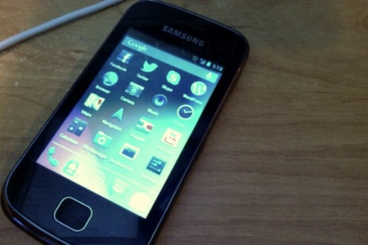 Samsung Gio running Android 4.2.1 (Jellybean)